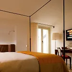 Relais & Chateaux Palazzo Seneca מלון 4*