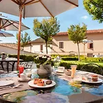 Relais & Chateaux Palazzo Seneca מלון 4*
