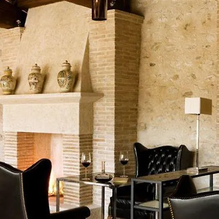 Relais & Chateaux Palazzo Seneca Отель Норча