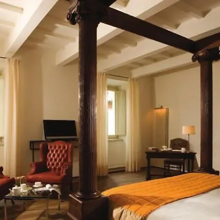 Relais & Chateaux Palazzo Seneca Hotel Norcia