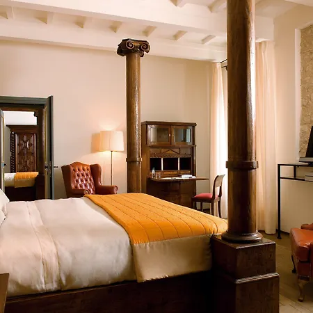 Отель Relais & Chateaux Palazzo Seneca