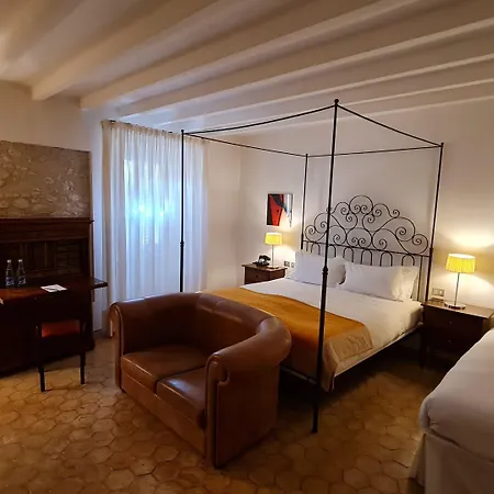 Relais & Chateaux Palazzo Seneca Hotel