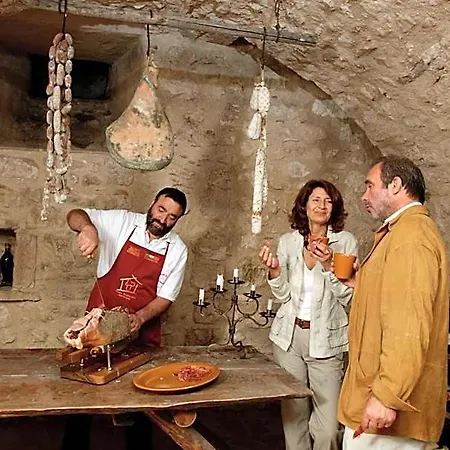 Relais & Chateaux Palazzo Seneca 4* Norcia