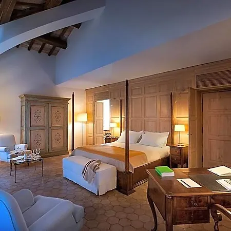 Relais & Chateaux Palazzo Seneca Norcia