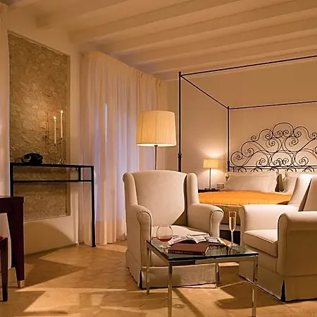 Relais & Chateaux Palazzo Seneca