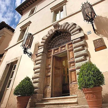 Relais & Chateaux Palazzo Seneca