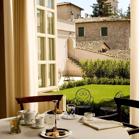 Relais & Chateaux Palazzo Seneca