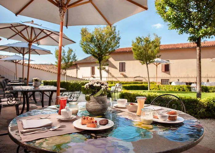 Relais & Chateaux Palazzo Seneca Hotel 4*